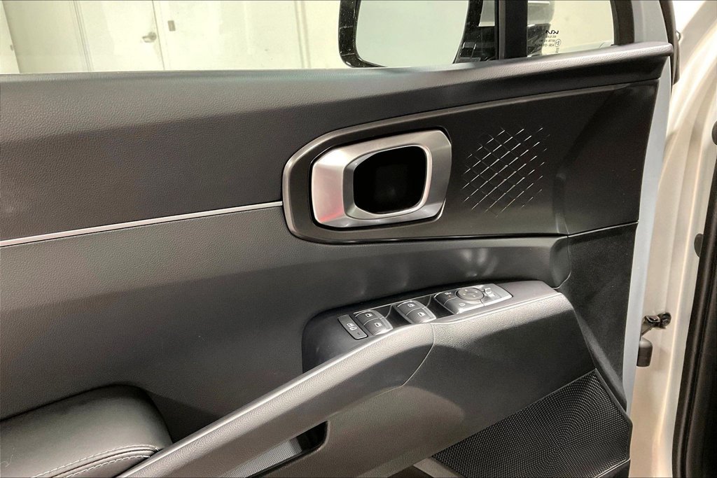 New 2026 Kia Sorento S FWD image 18