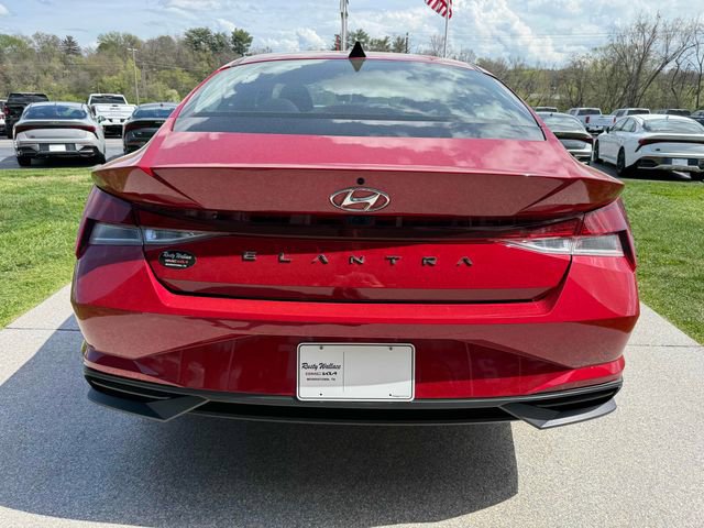 Used 2023 Hyundai Elantra SEL w/ Convenience Package image 20