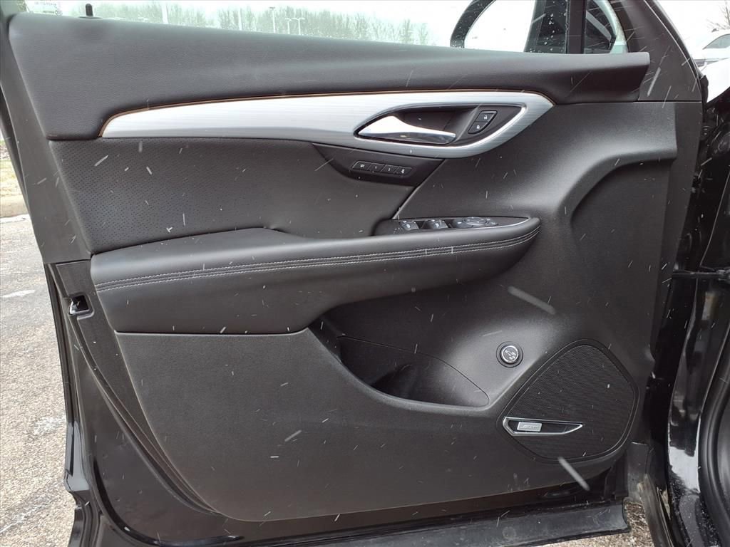 Certified 2024 Buick Envision Avenir image 22