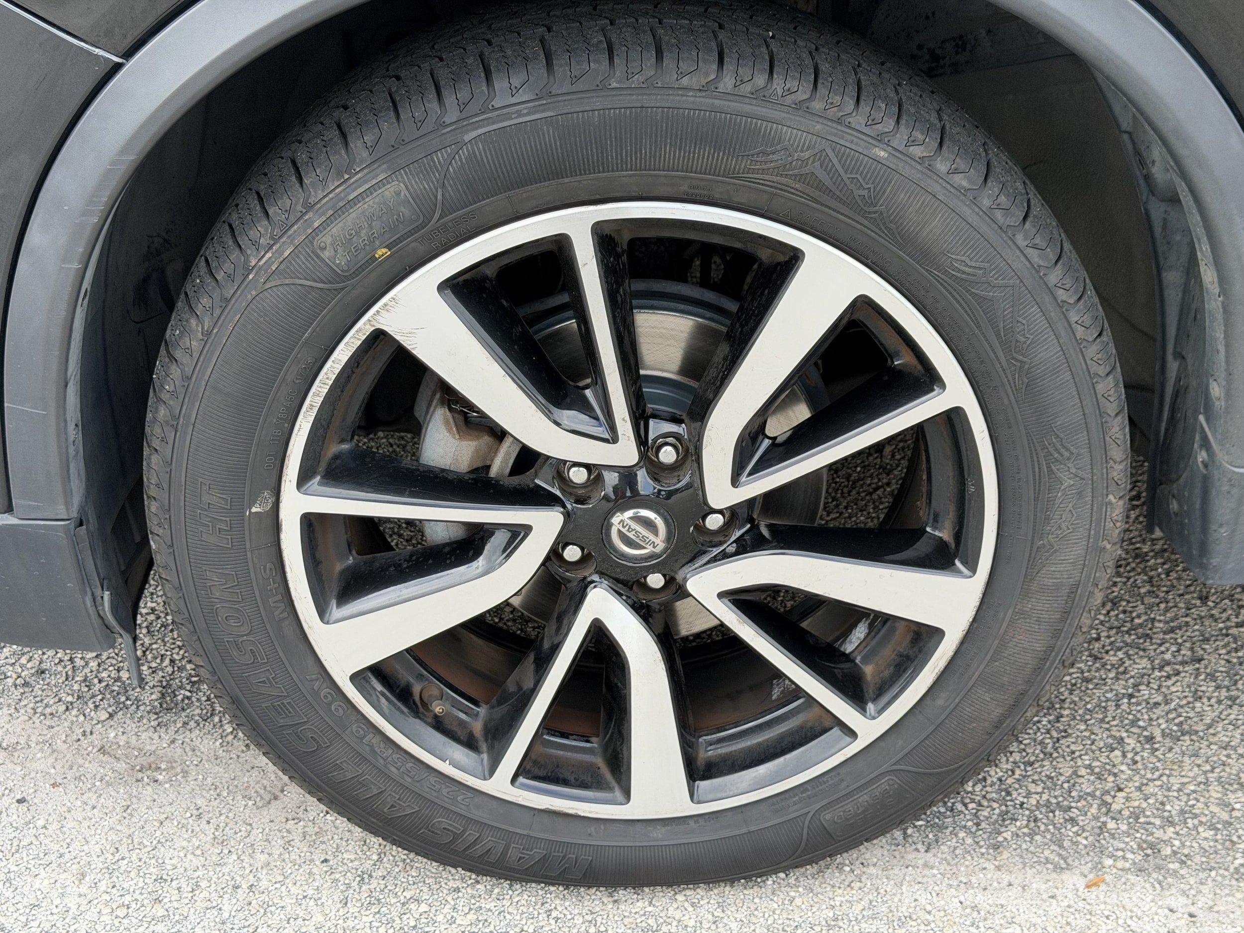 Used 2019 Nissan Rogue SL FWD image 36
