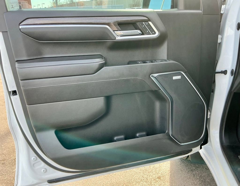 Used 2022 Chevrolet Silverado 1500 LTZ w/ Max Trailering Package AWD/4WD image 43