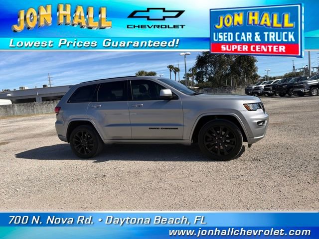 Used 2018 Jeep Grand Cherokee Altitude image 17
