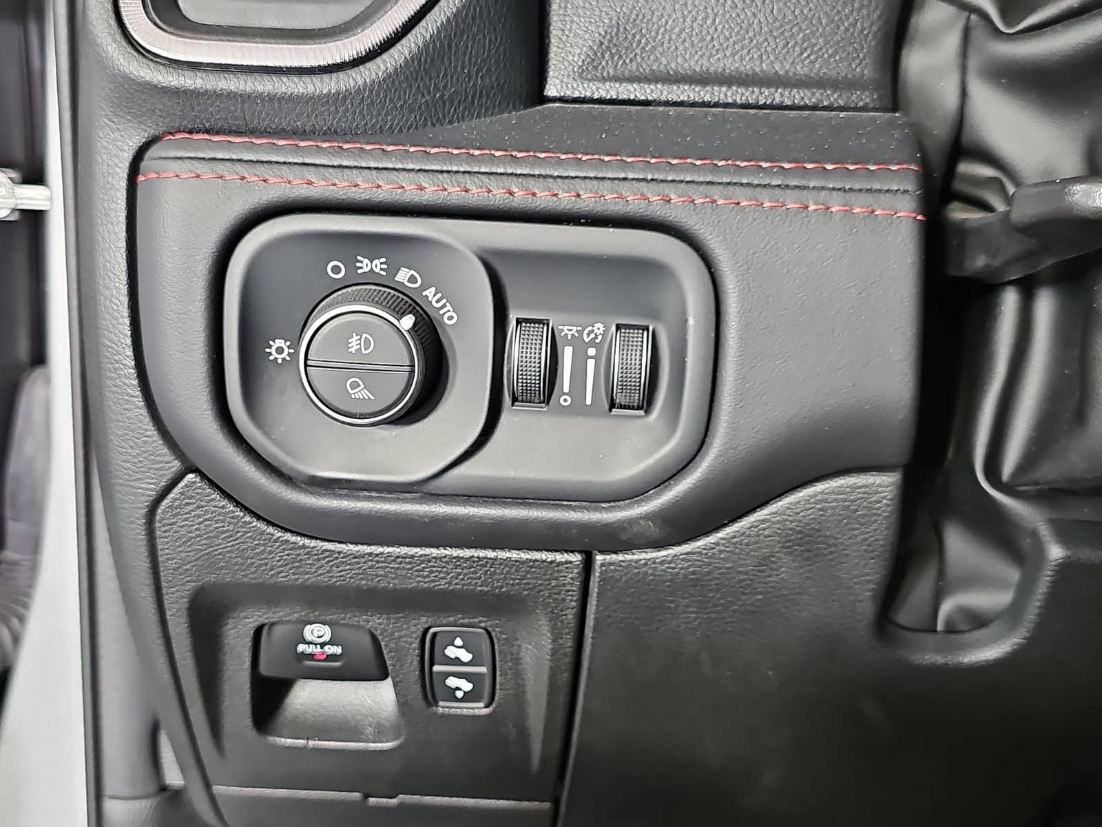 Used 2022 RAM 1500 TRX w/ TRX Level 2 Equipment Group AWD/4WD image 23