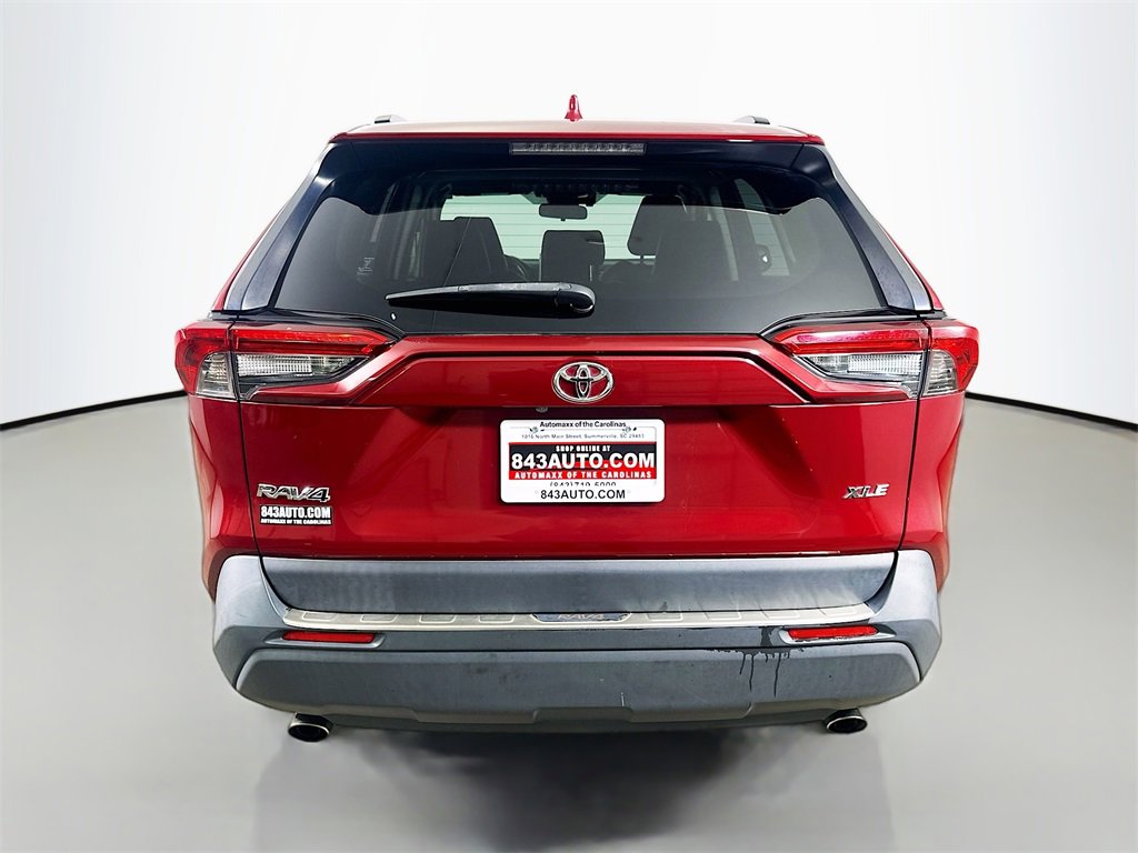 Used 2019 Toyota RAV4 XLE Premium image 6