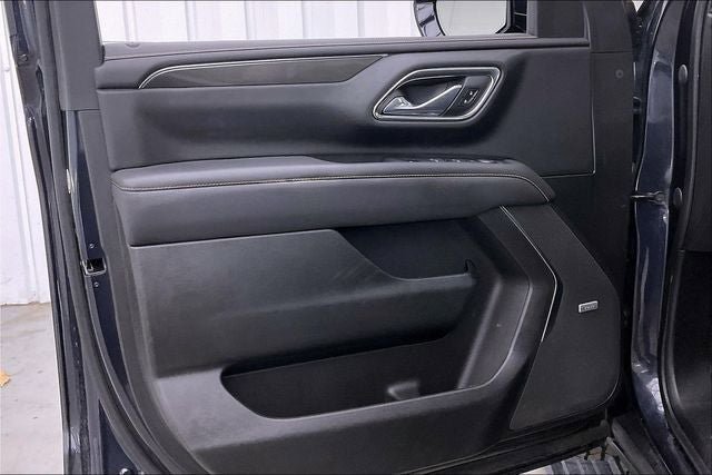 Used 2023 GMC Yukon XL AT4 w/ Technology Package AWD/4WD image 21
