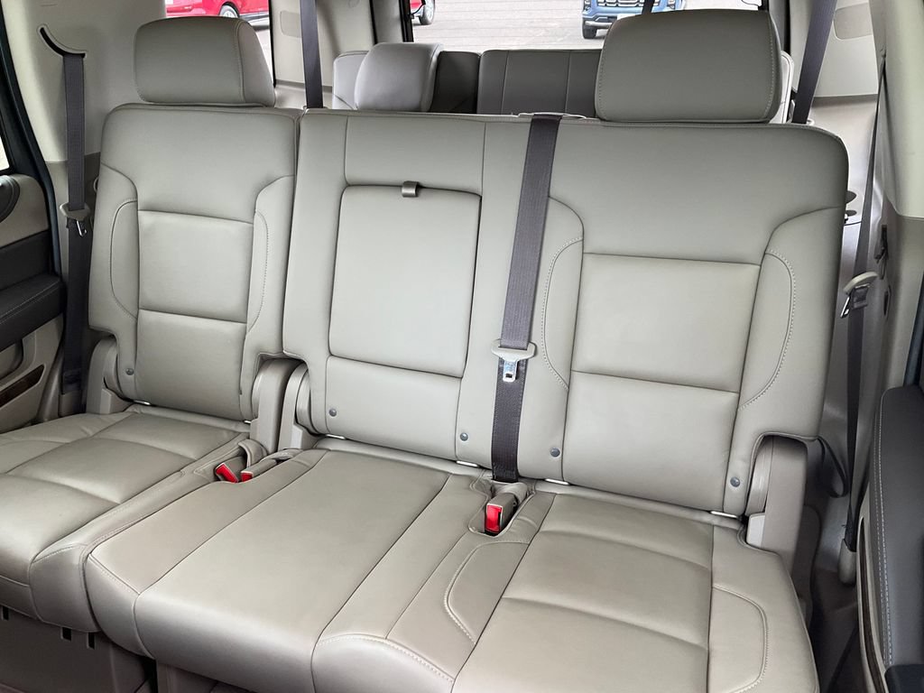 Used 2019 Chevrolet Tahoe LT w/ LT Signature Package AWD/4WD image 24