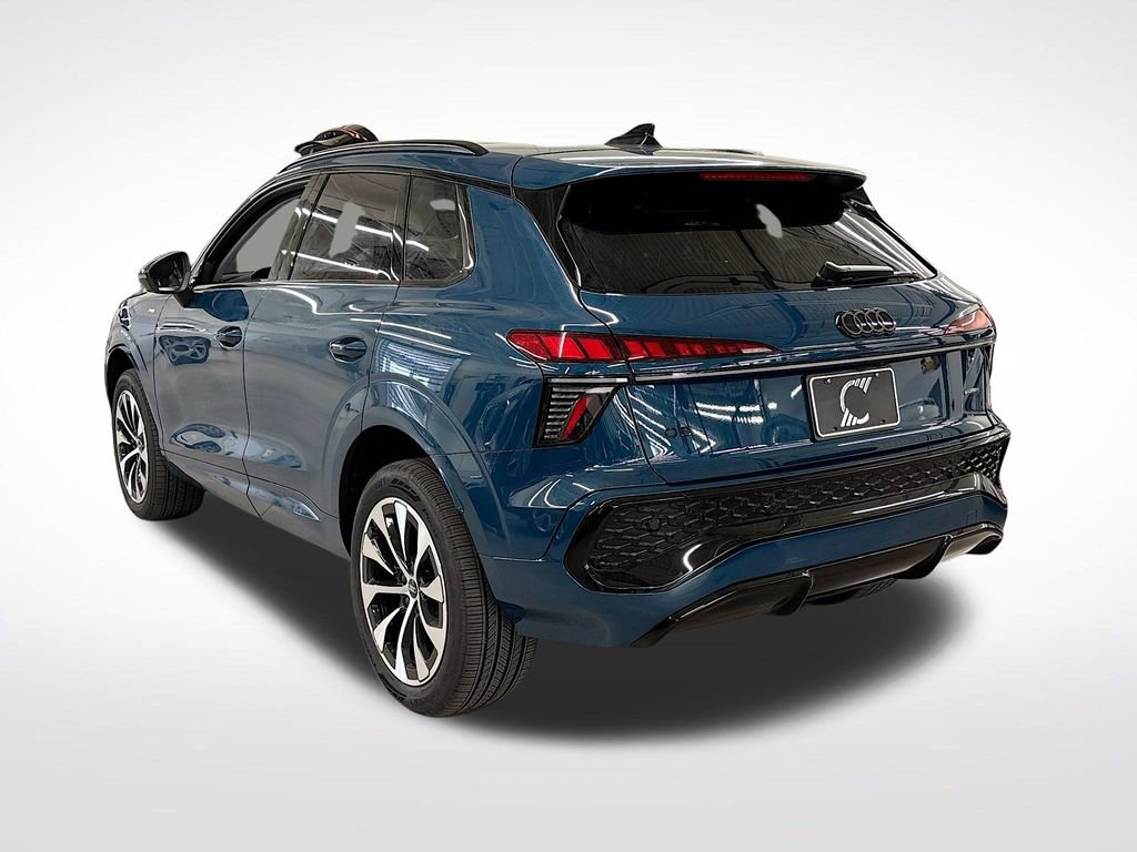 New 2026 Audi Q3 quattro 2.0T image 3