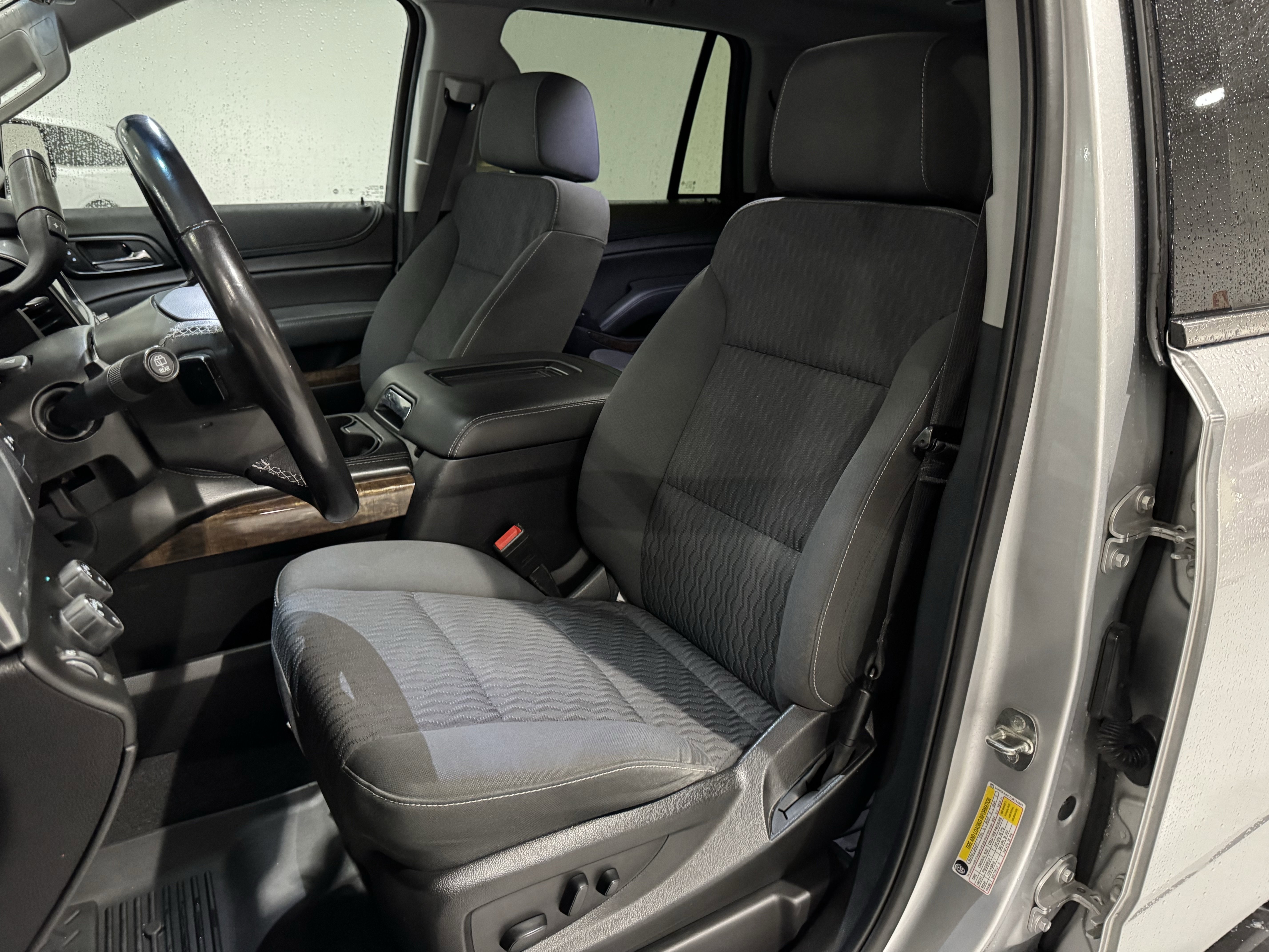 Used 2020 Chevrolet Tahoe LS image 25