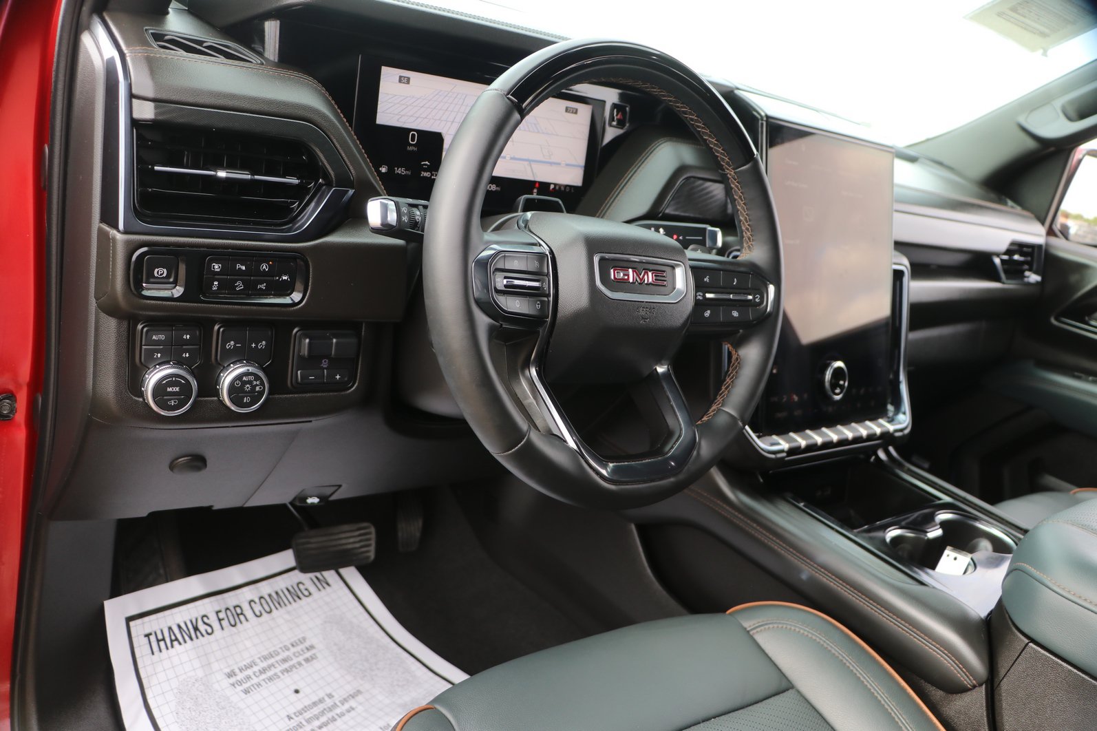Used 2025 GMC Yukon XL AT4 w/ AT4 Premium Plus Package AWD/4WD image 15