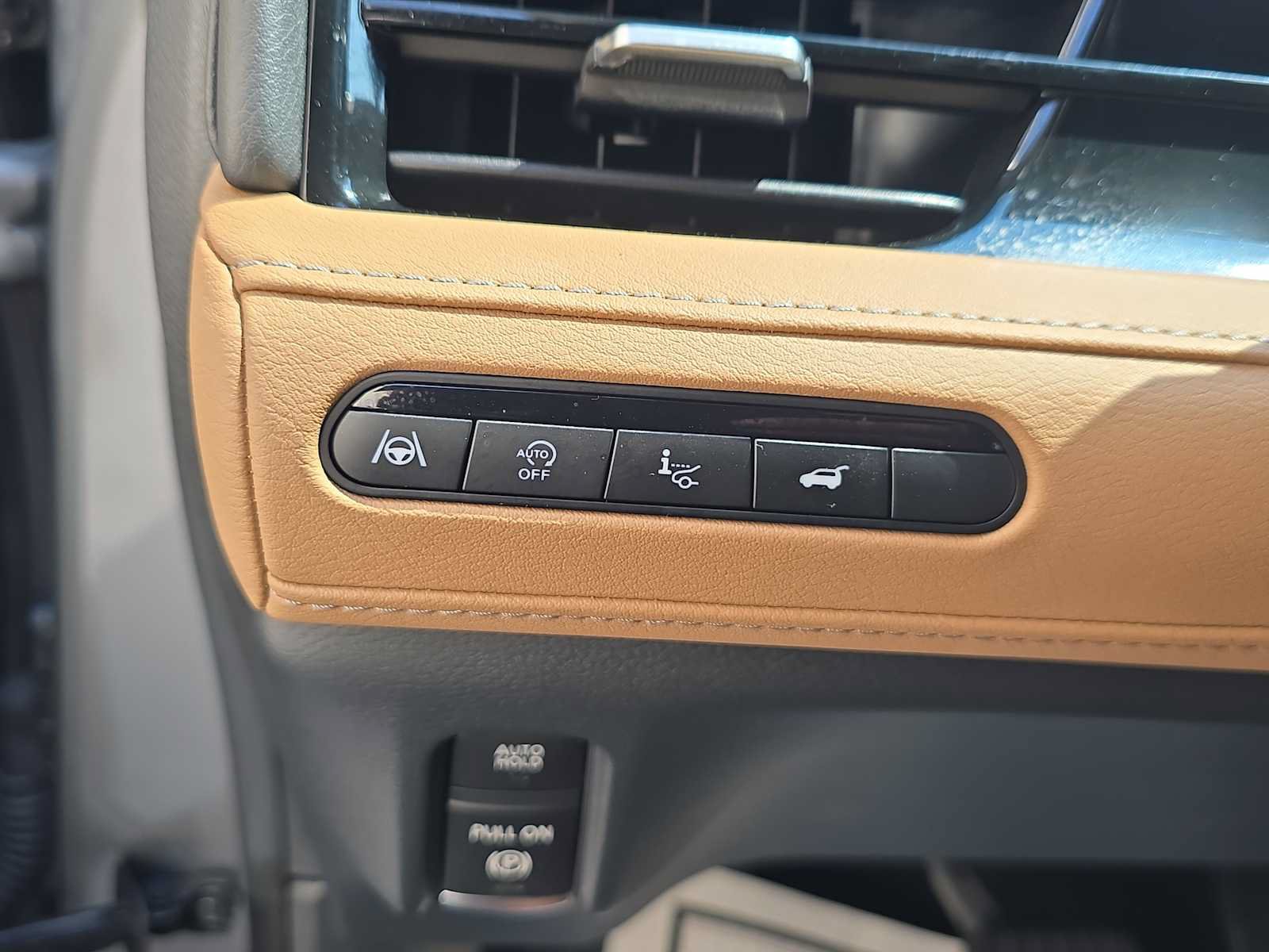 Certified 2025 INFINITI QX80 Sensory AWD/4WD image 25