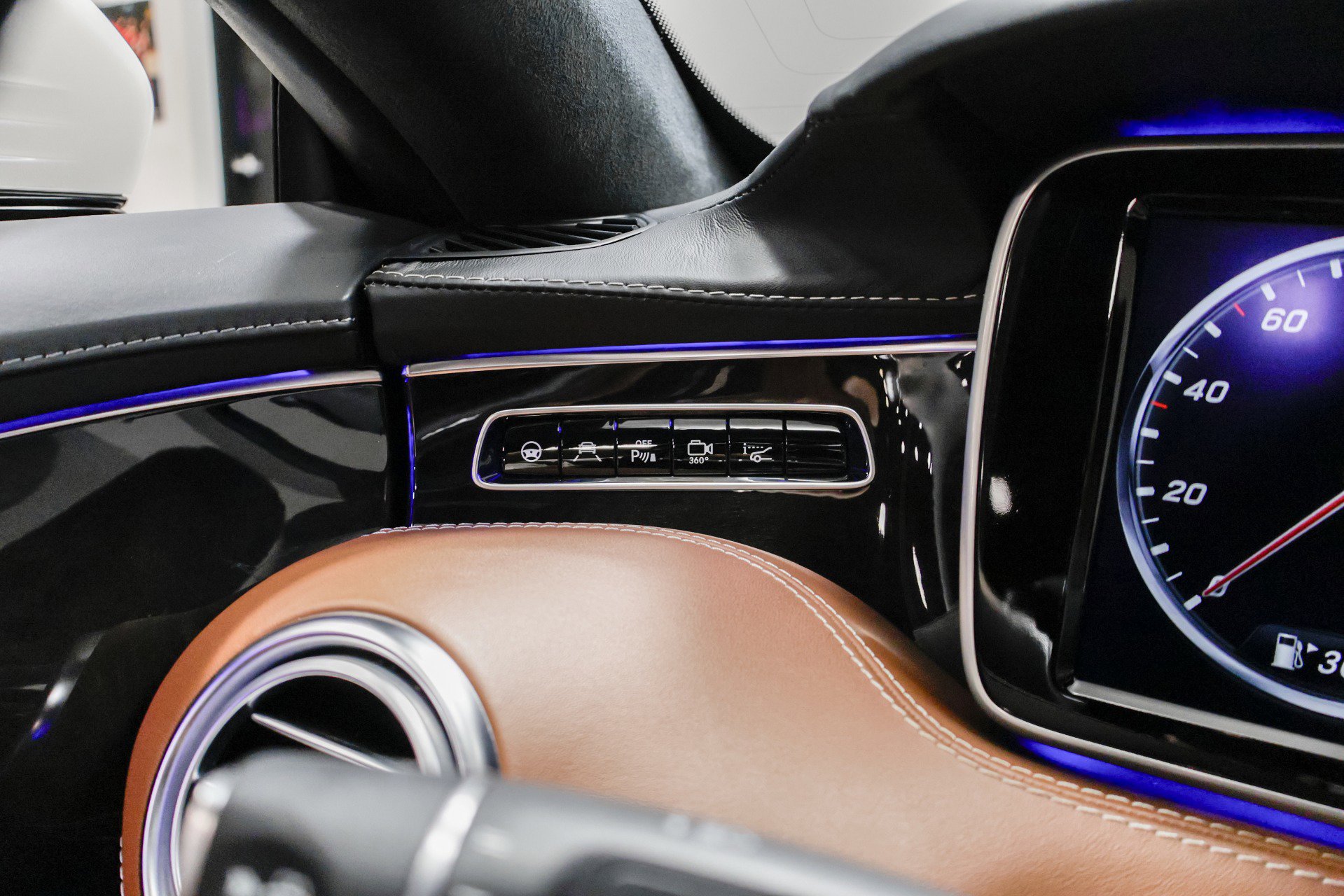 Used 2017 Mercedes-Benz S 550 Cabriolet w/ Sport Package image 30