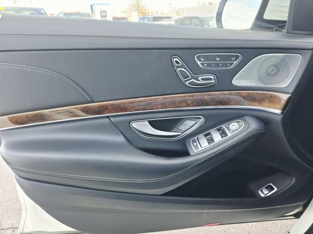 Used 2015 Mercedes-Benz S 550 4MATIC Sedan image 24