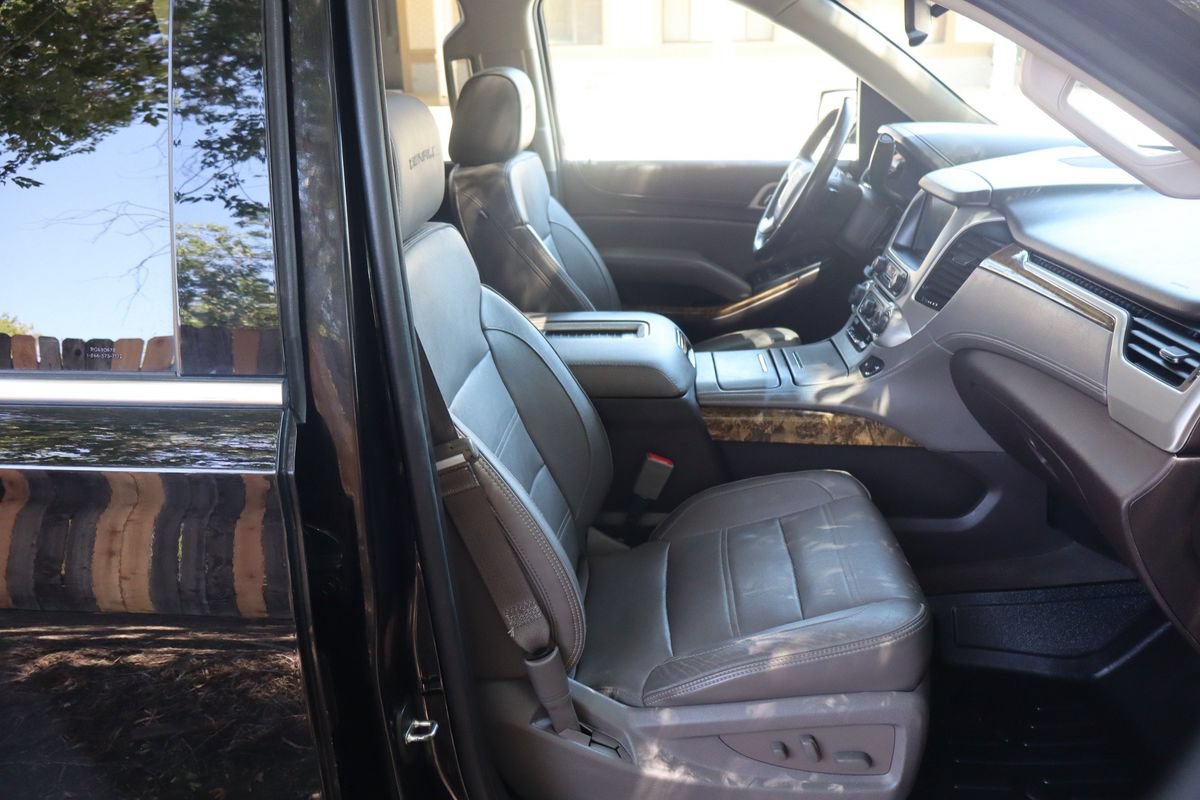 Used 2016 GMC Yukon XL Denali w/ Open Road Package AWD/4WD image 24