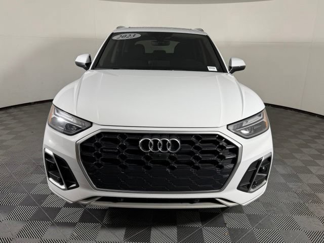 Used 2023 Audi Q5 2.0T Premium Plus w/ Premium Plus Package AWD/4WD image 10