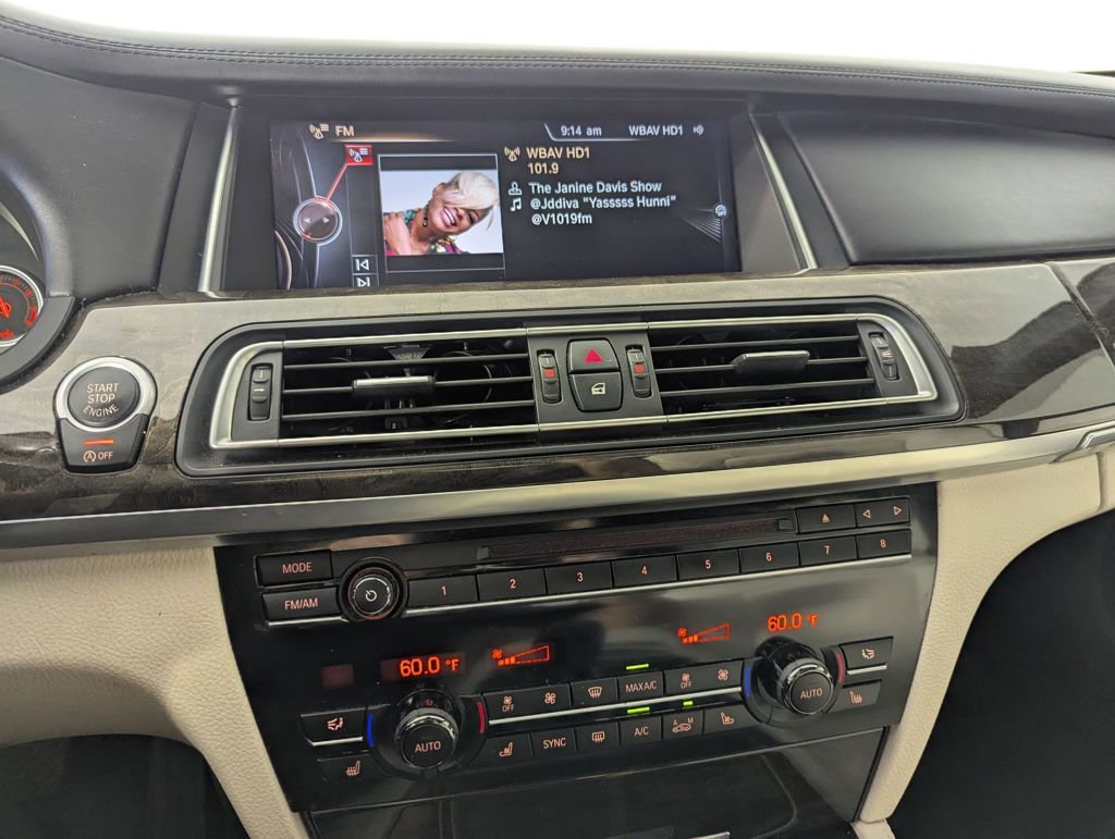 Used 2015 BMW 750Li image 13