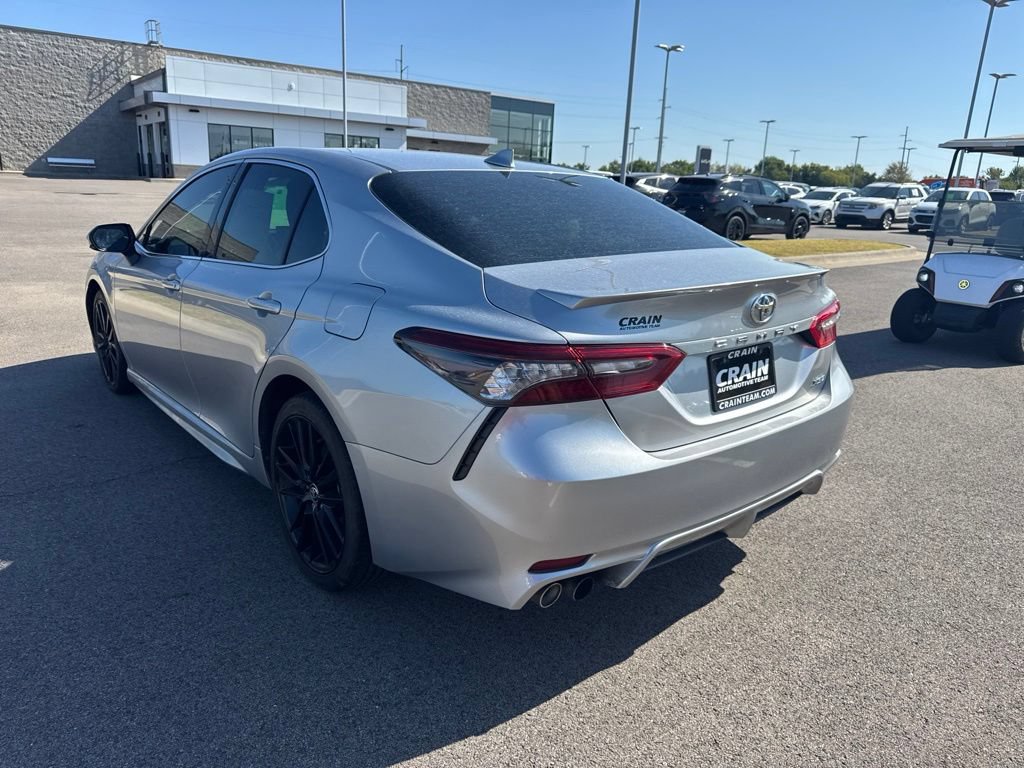 Used 2023 Toyota Camry XSE FWD image 5