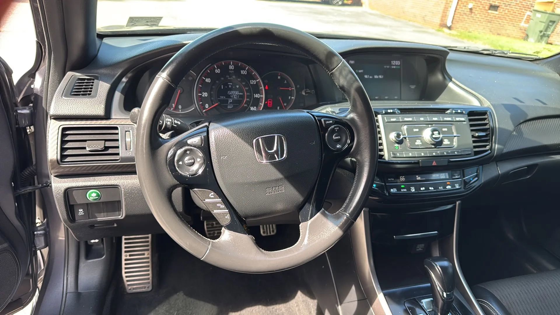 Used 2017 Honda Accord Sport image 9