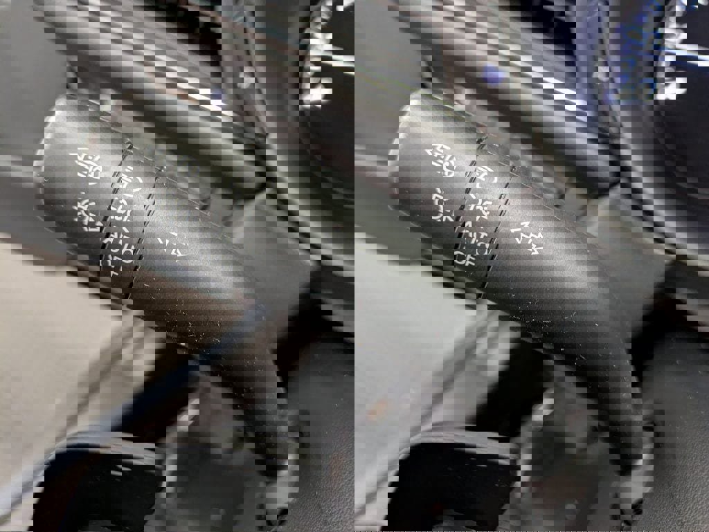 Certified 2023 MAZDA CX-30 2.5 Turbo w/ Premium Package image 17