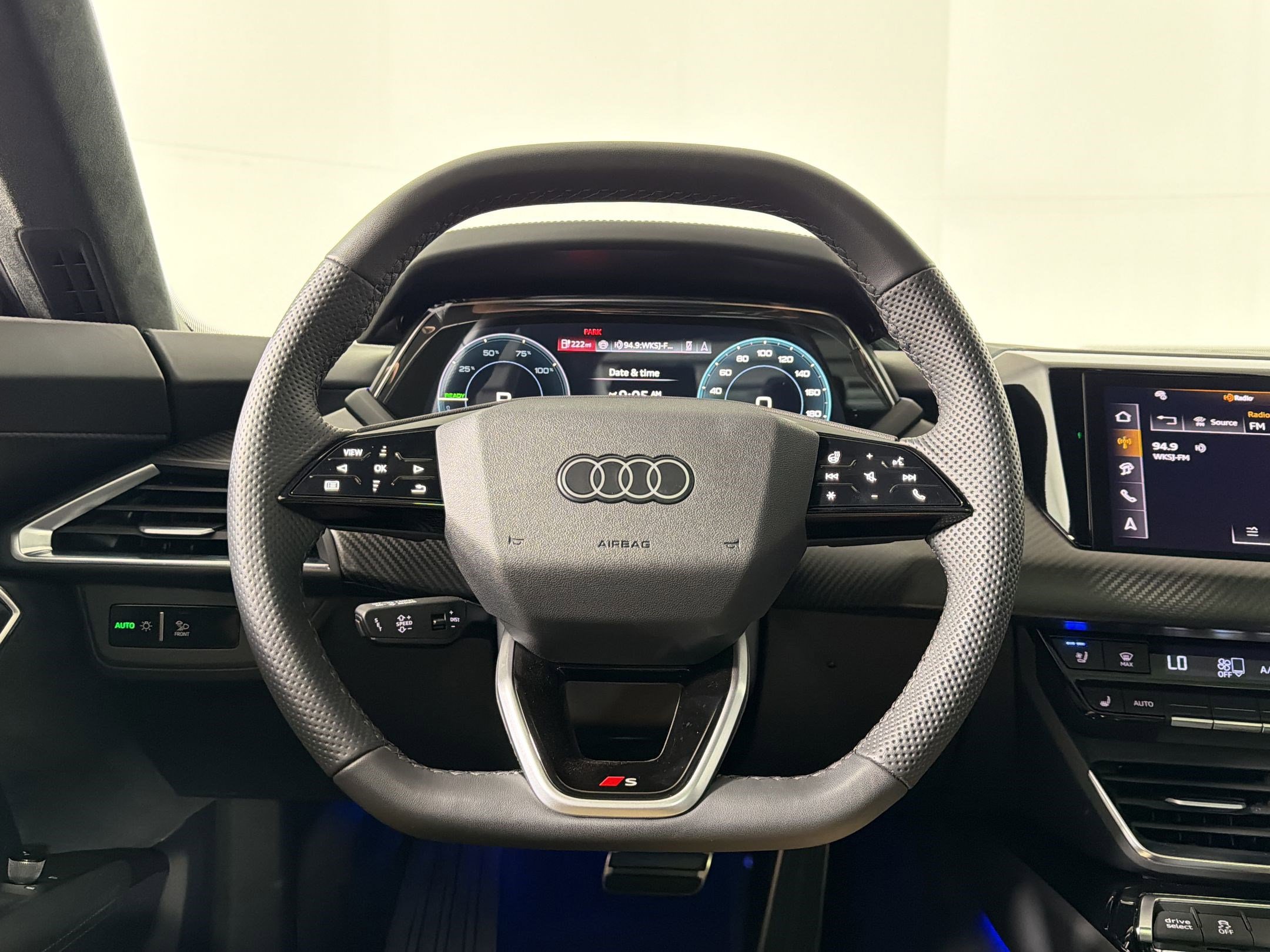 New 2026 Audi S e-tron GT Prestige image 14