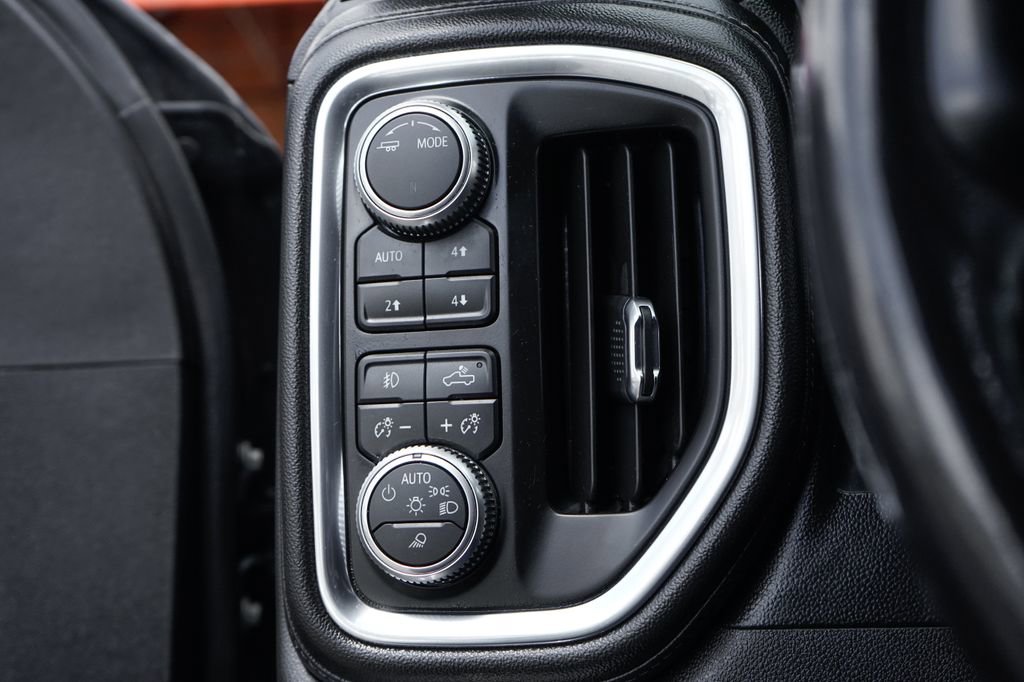 Used 2020 GMC Sierra 2500 Denali w/ Denali Ultimate Package image 24