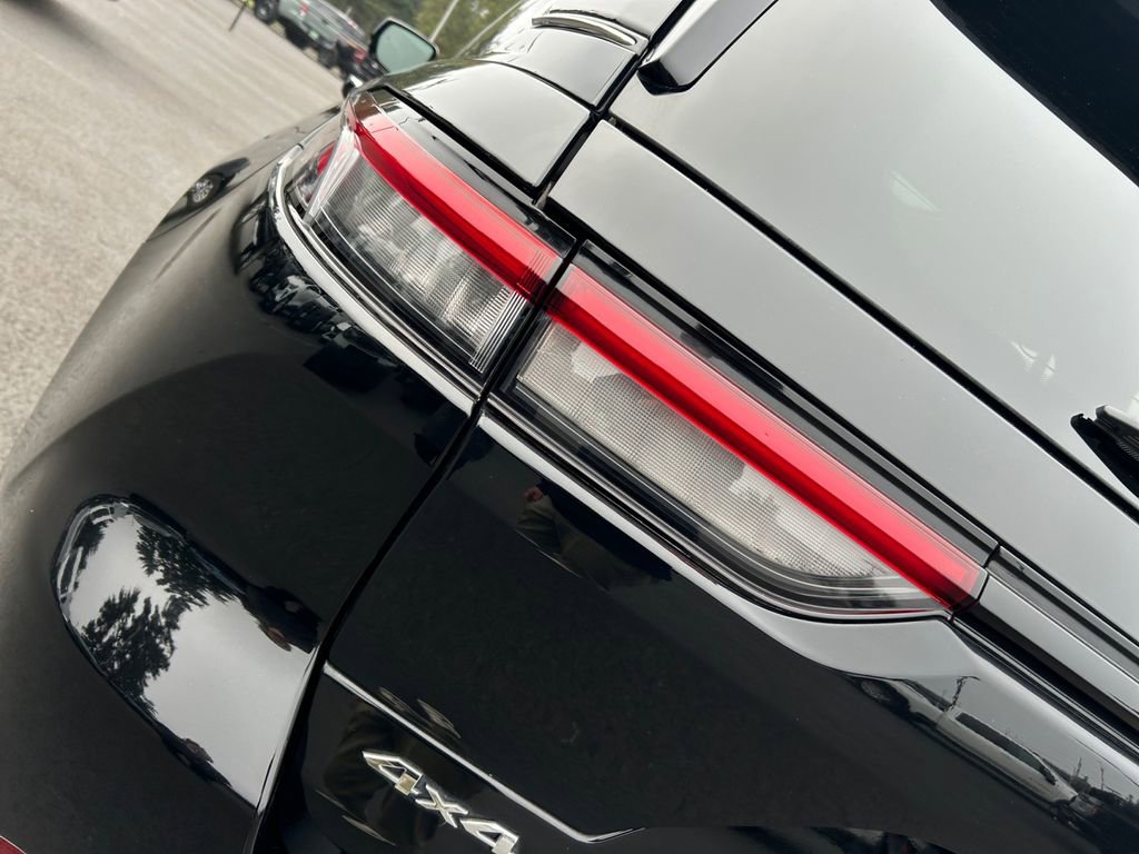 Used 2022 Jeep Grand Cherokee Overland image 38