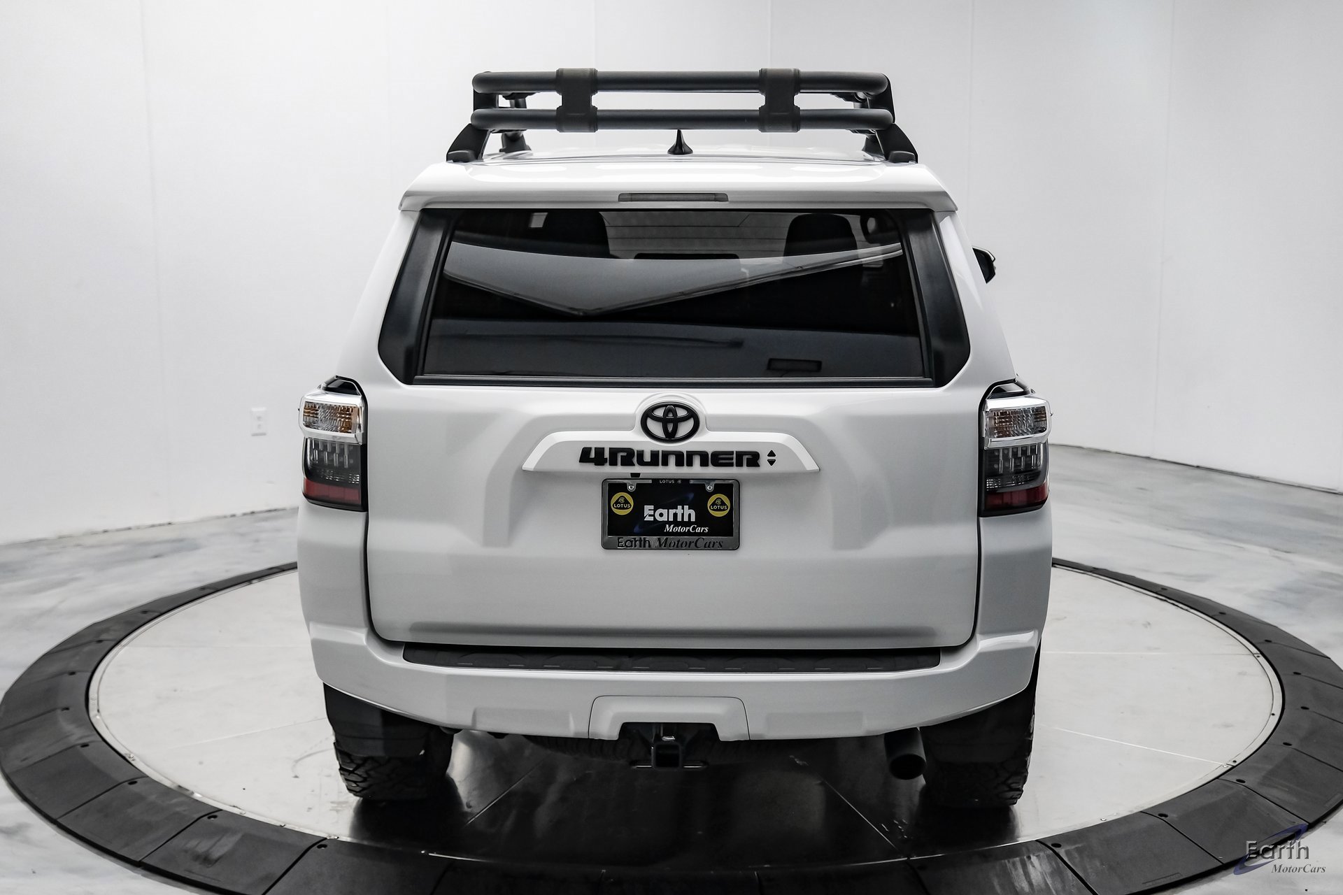 Used 2023 Toyota 4Runner SR5 Premium image 11