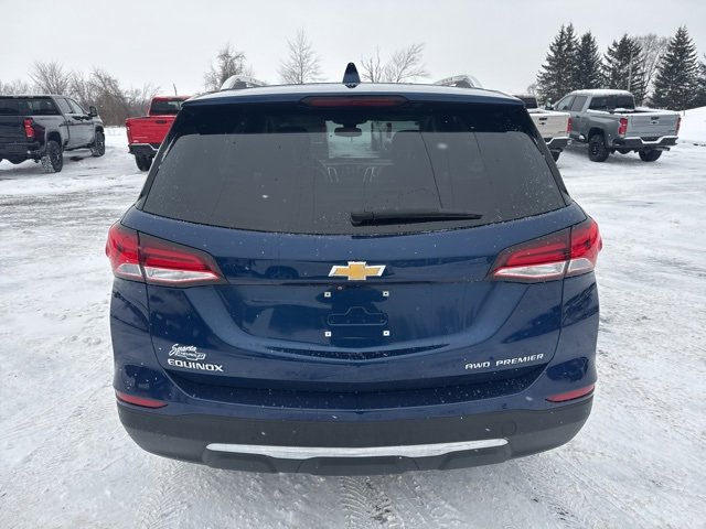 Used 2022 Chevrolet Equinox Premier image 4