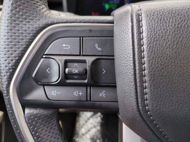 Certified 2025 Toyota Sequoia SR5 AWD/4WD image 25