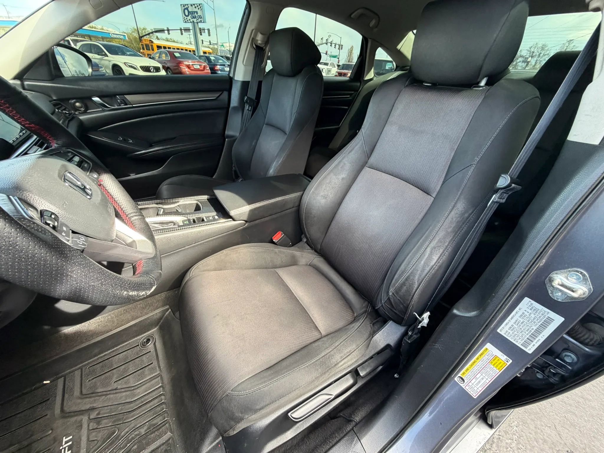 Used 2019 Honda Accord LX image 9