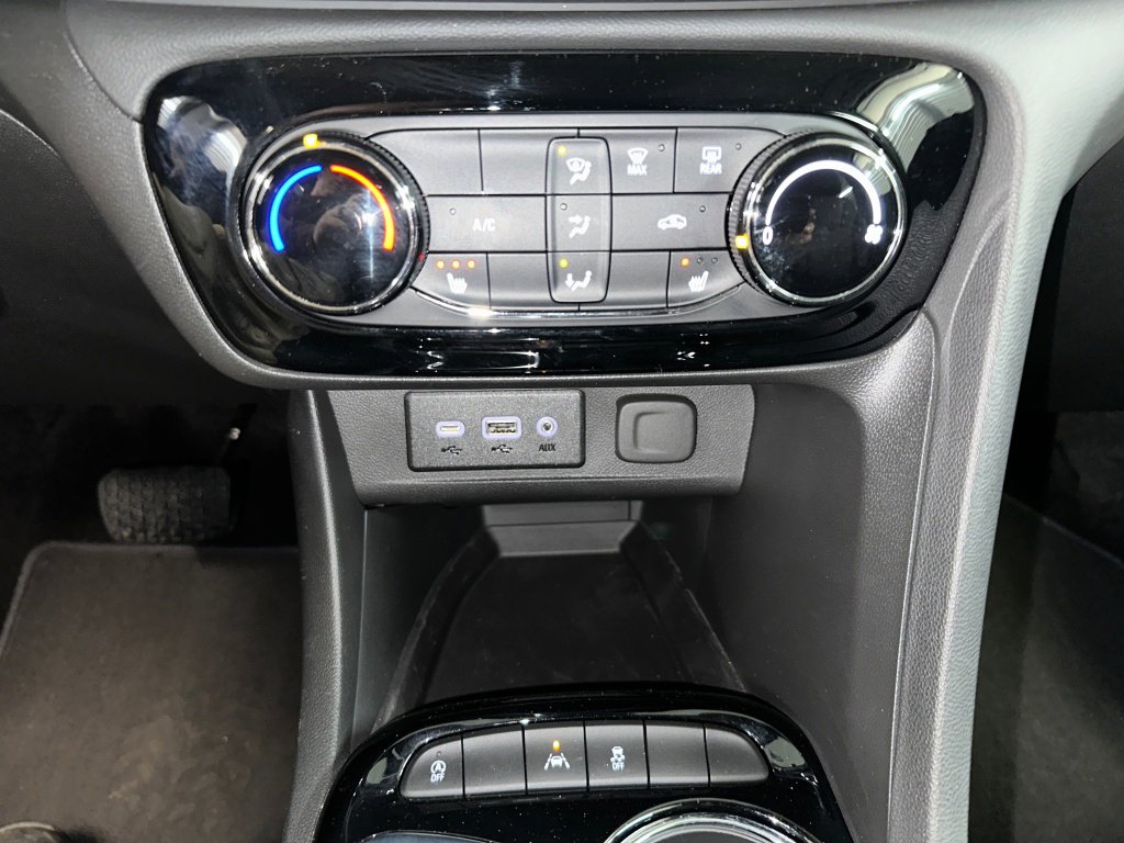 Certified 2023 Buick Encore GX Preferred w/ Cold Weather Comfort Package image 14