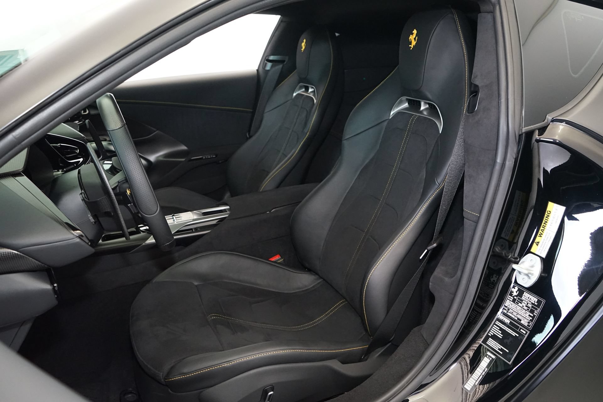 Used 2025 Ferrari 12Cilindri RWD image 17