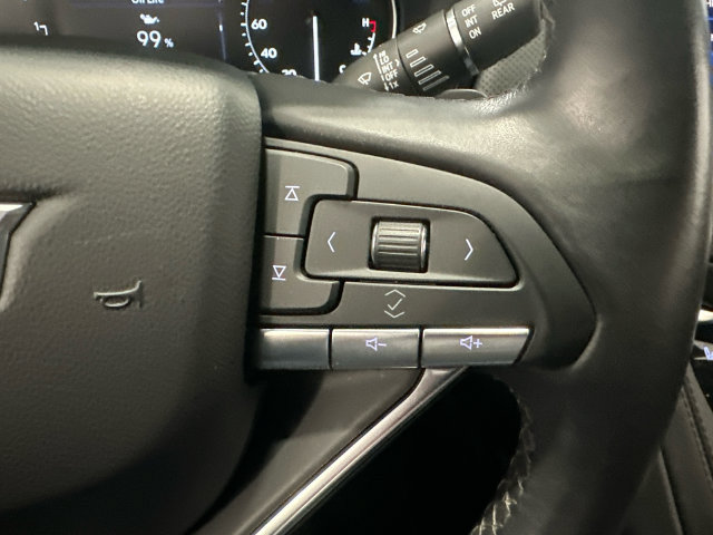 Certified 2024 Cadillac XT6 Luxury w/ LPO, Floor Liner Package AWD/4WD image 14