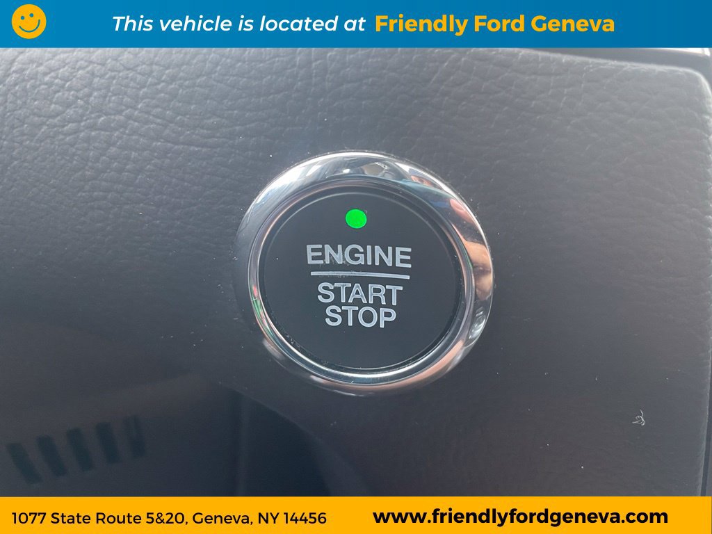 Used 2020 Ford Edge Titanium w/ Equipment Group 301A AWD/4WD image 22