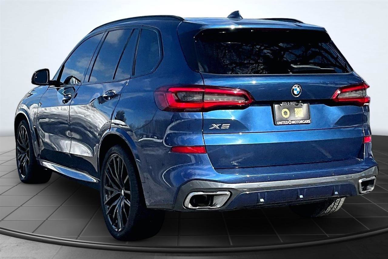 Used 2019 BMW X5 xDrive40i w/ M Sport Package image 4