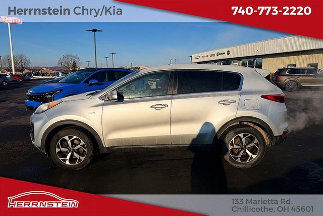 Used 2022 Kia Sportage LX image 5