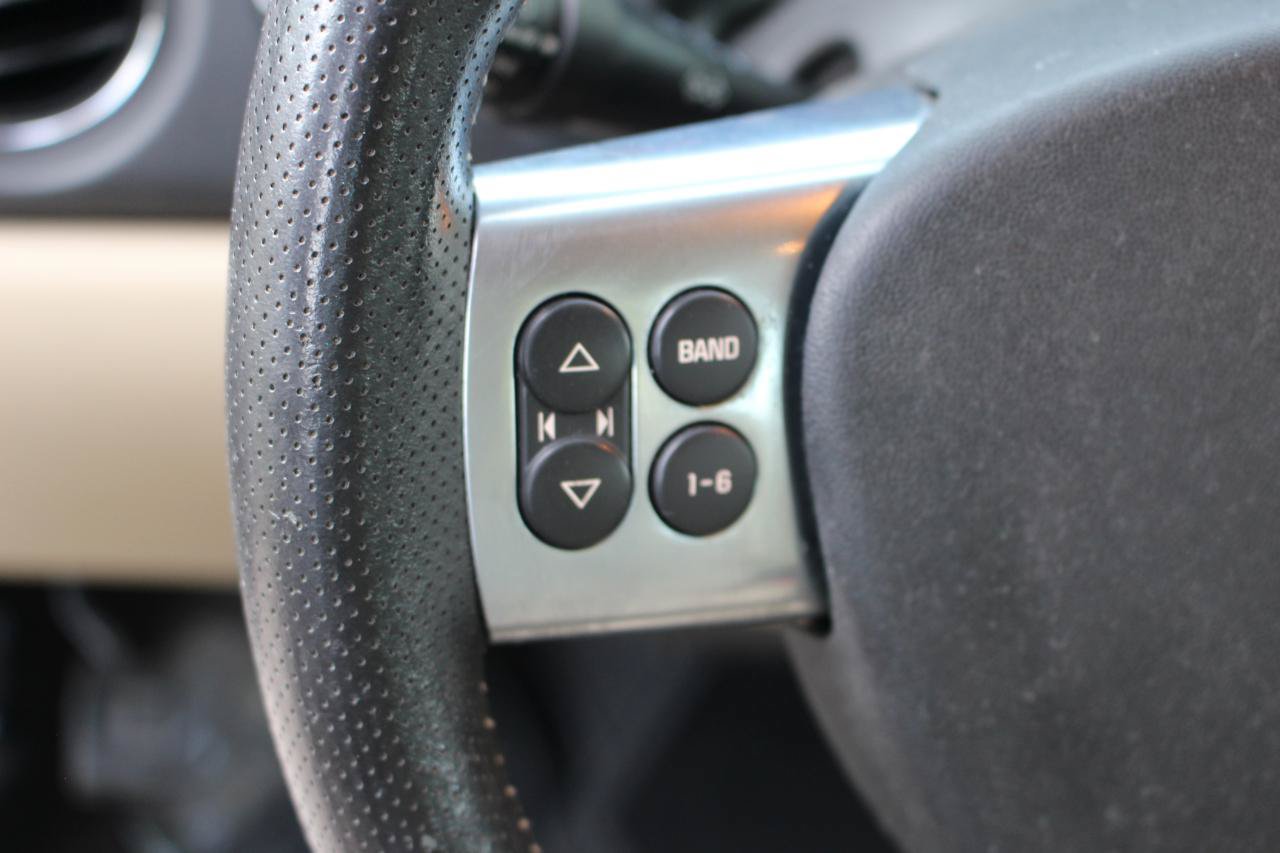 Used 2008 Pontiac Grand Prix w/ Preferred Package FWD image 18