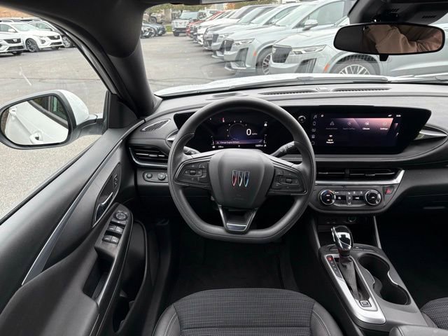 Certified 2024 Buick Envista Preferred image 22