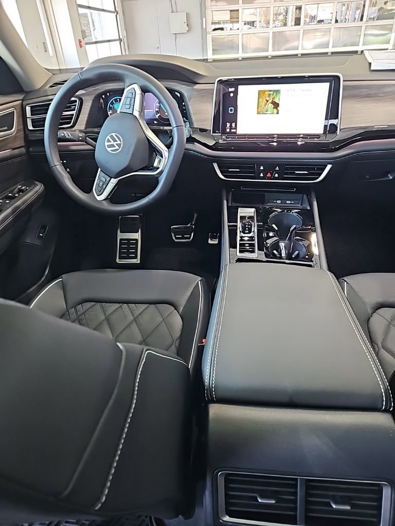New 2026 Volkswagen Atlas SEL Premium R-Line image 29