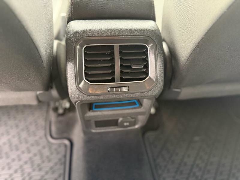 Used 2018 Volkswagen Tiguan S image 47