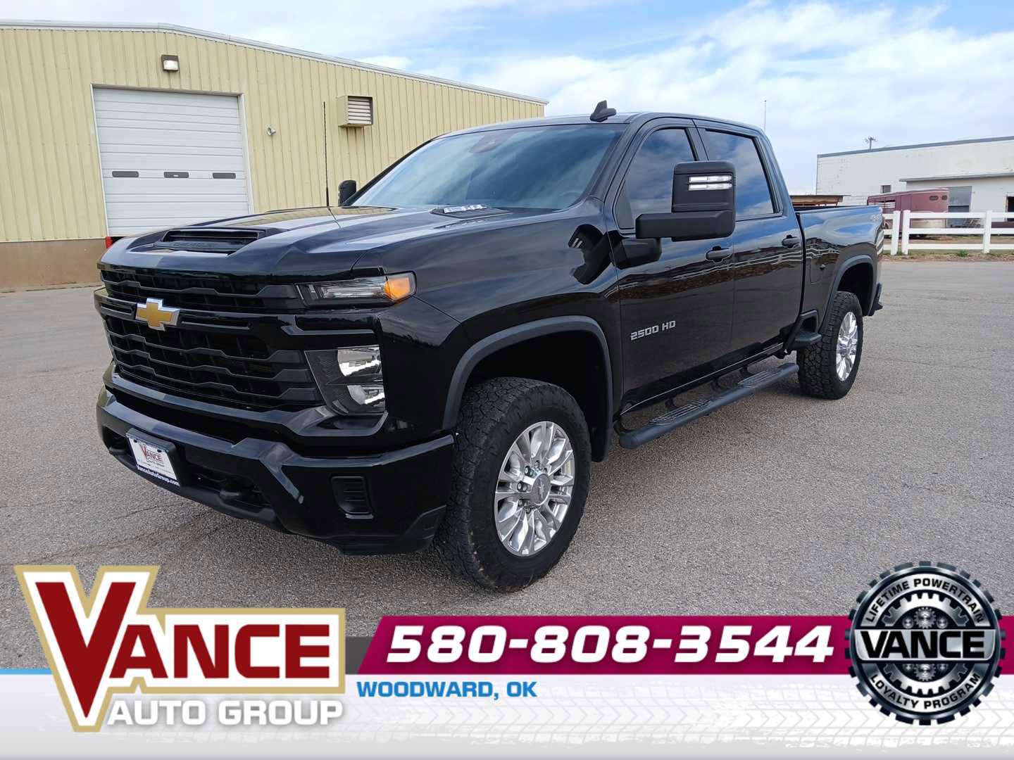 Used 2024 Chevrolet Silverado 2500 Custom w/ Custom Convenience Package image 1