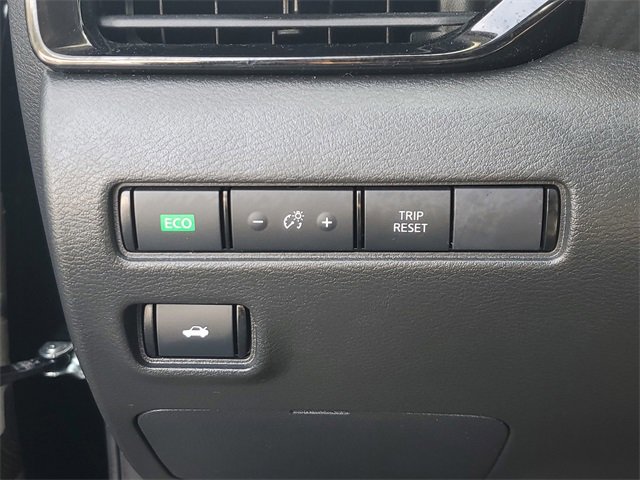 Used 2025 Nissan Sentra SV image 28