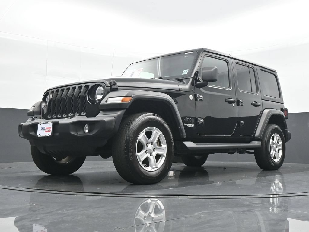 Used 2021 Jeep Wrangler Unlimited Sport AWD/4WD image 17