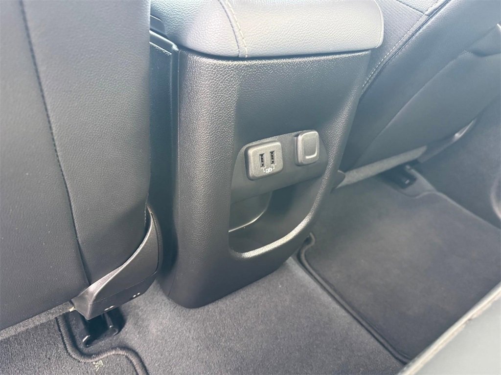 Used 2022 Chevrolet Colorado Z71 w/ Safety Package image 9