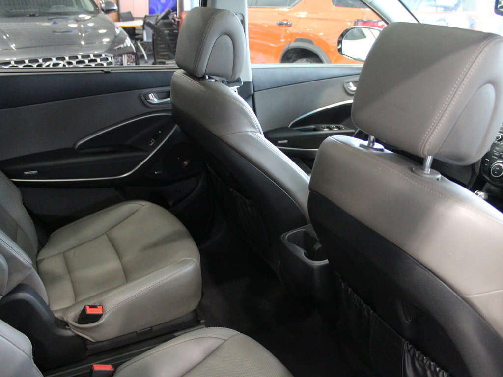Used 2017 Hyundai Santa Fe Limited image 20