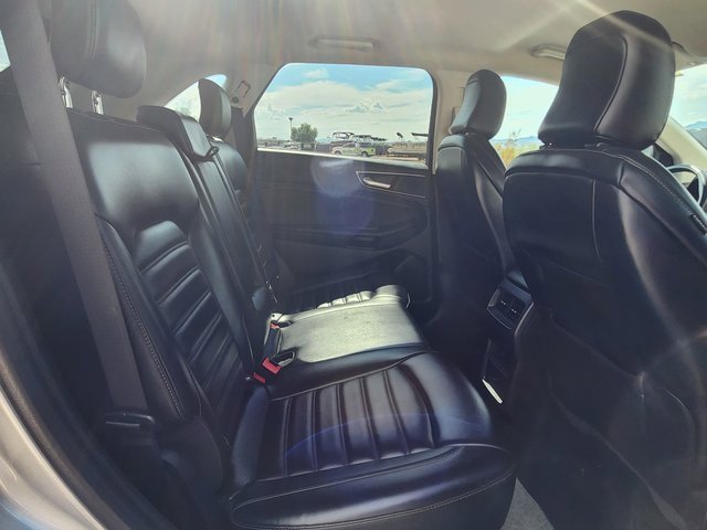 Used 2023 Ford Edge SEL image 17