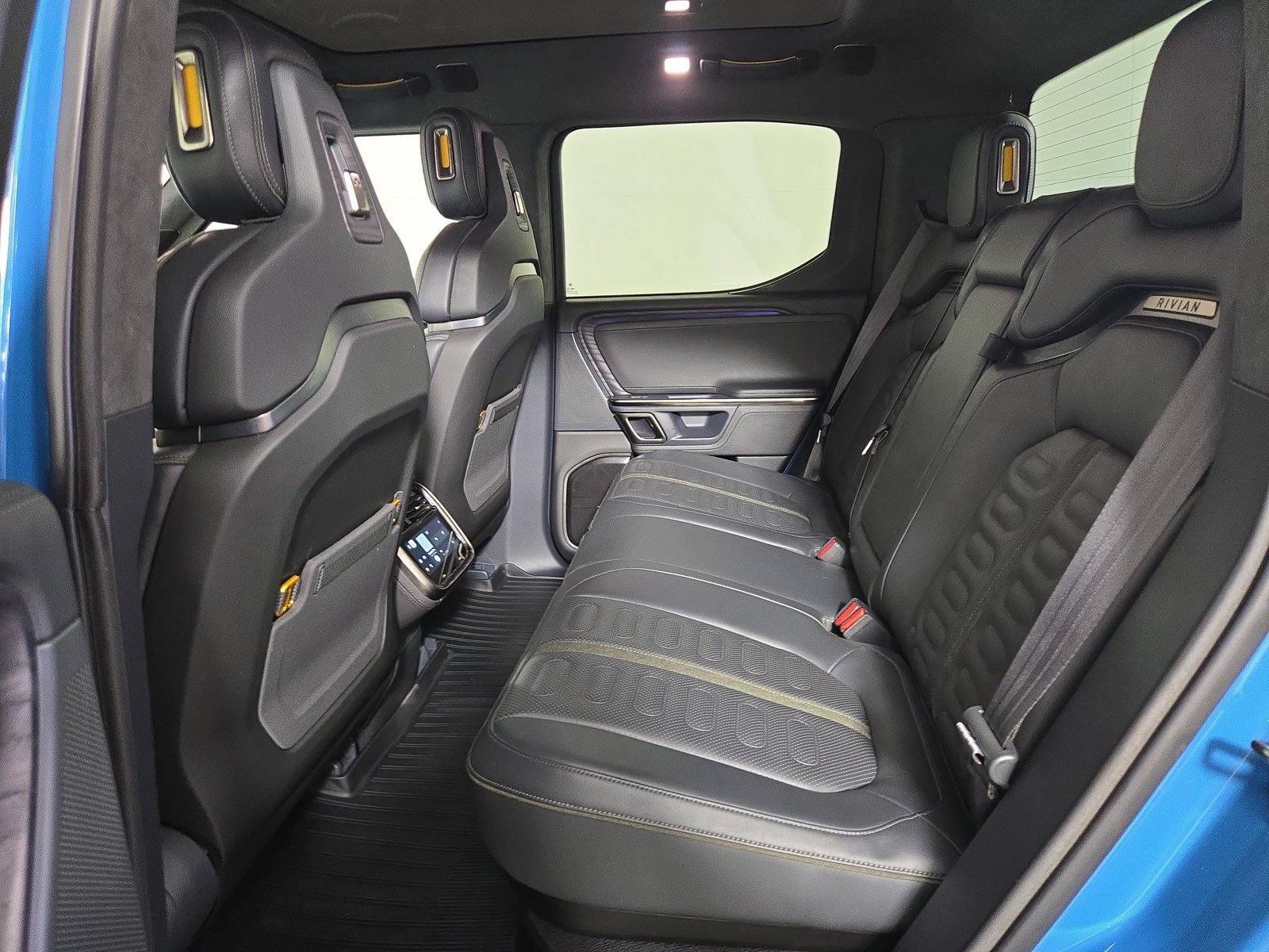 Used 2022 Rivian R1T Adventure AWD/4WD image 21