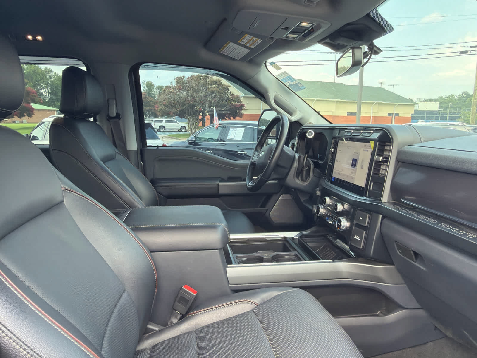 Used 2023 Ford F250 Lariat AWD/4WD image 9