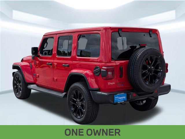 Used 2025 Jeep Wrangler Unlimited Sahara image 3