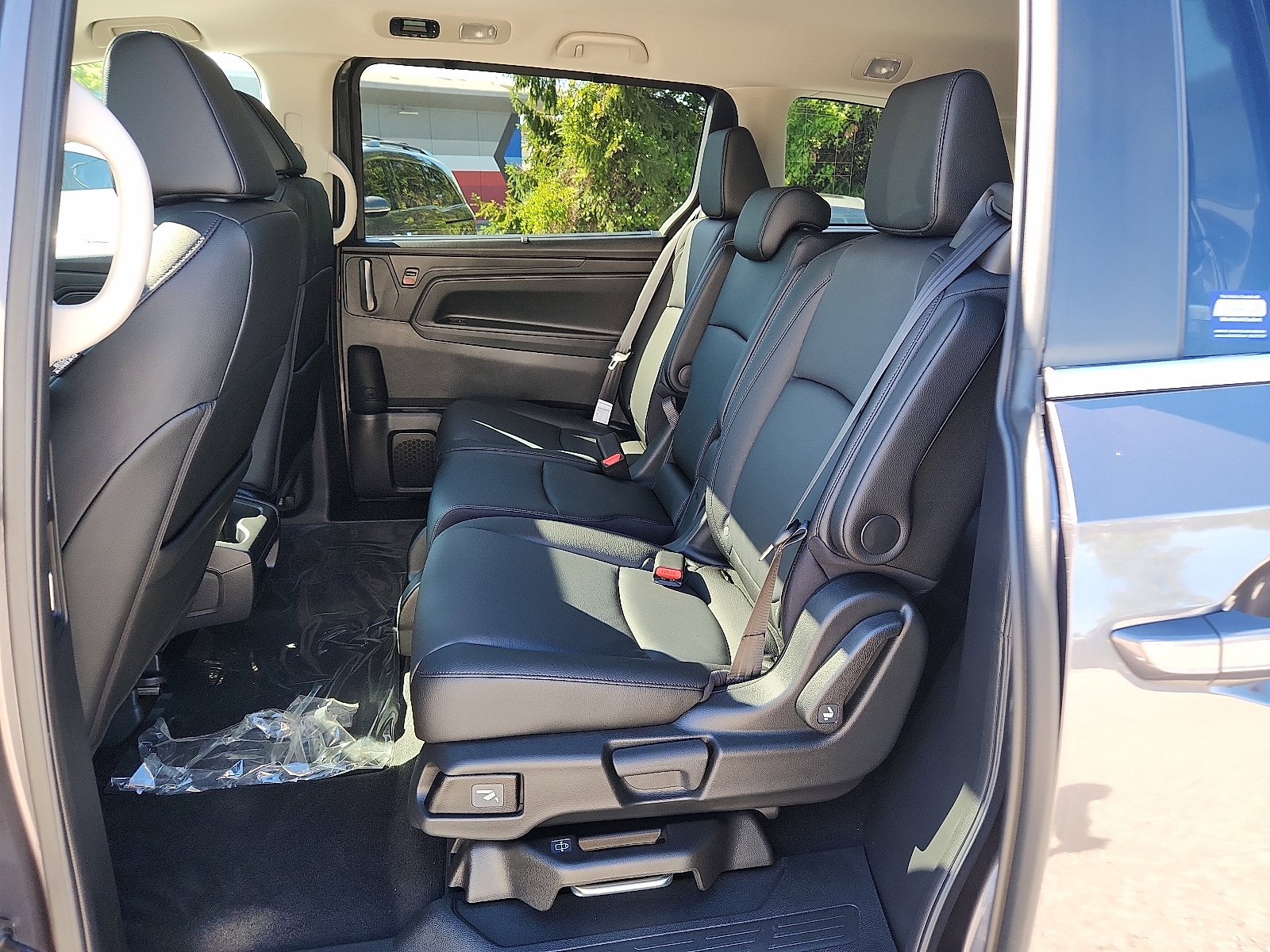 New 2026 Honda Odyssey EX-L image 6