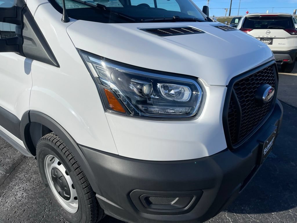 New 2025 Ford Transit 250 Low Roof w/ Load Area Protection Package RWD image 31
